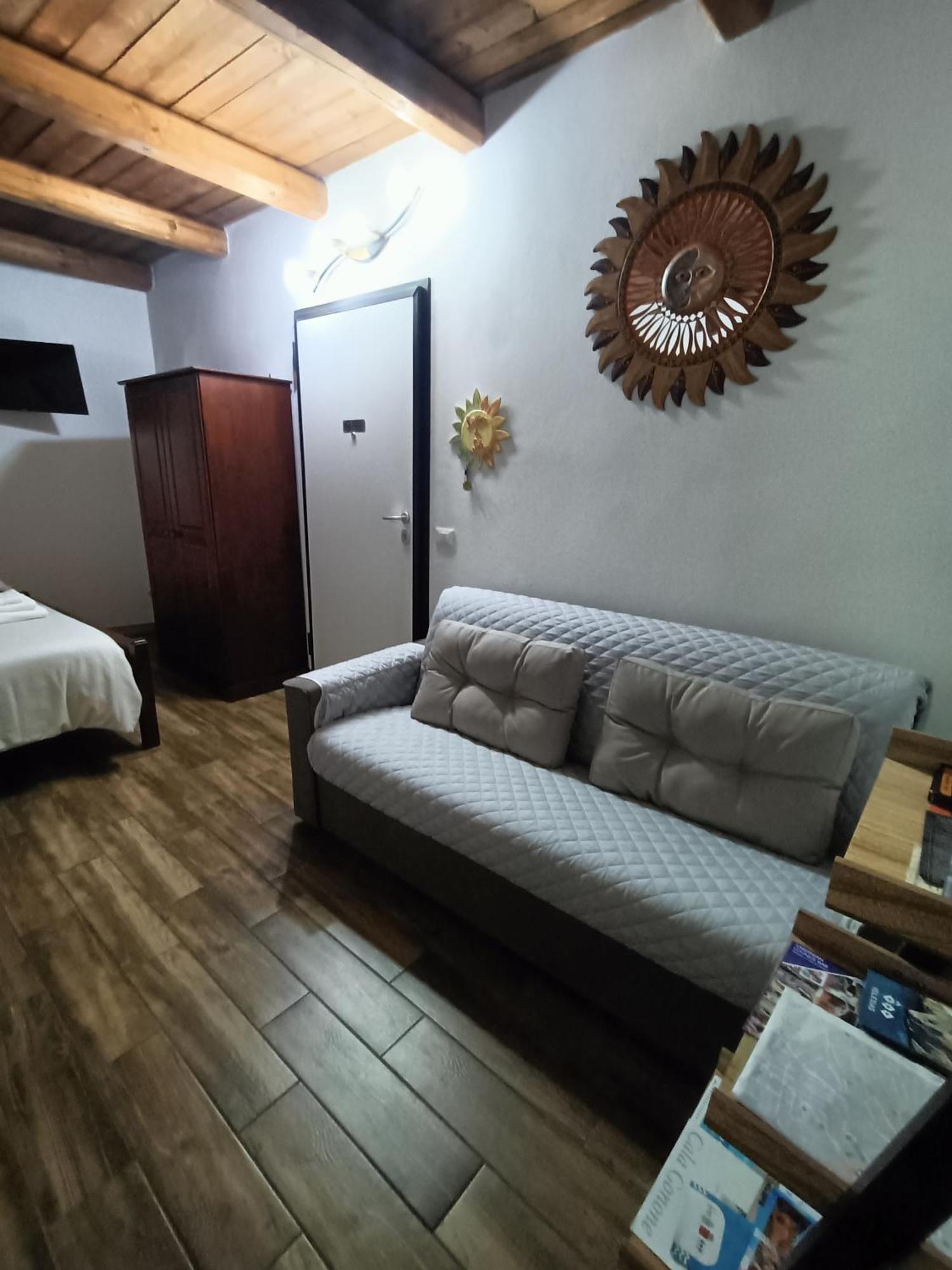 Bed And Breakfast Raggio Di Sole อีเกลเซียส ภายนอก รูปภาพ