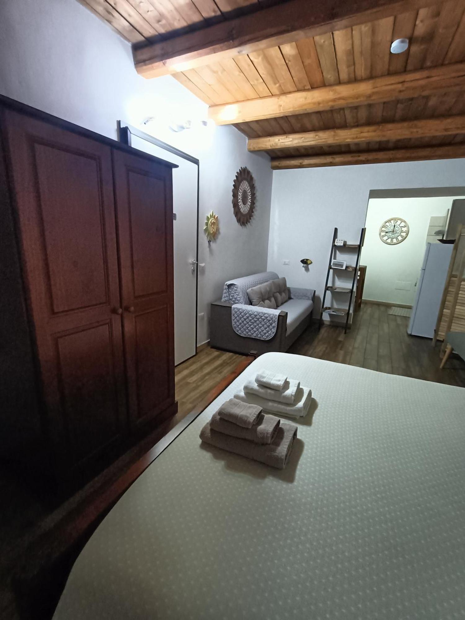 Bed And Breakfast Raggio Di Sole อีเกลเซียส ภายนอก รูปภาพ