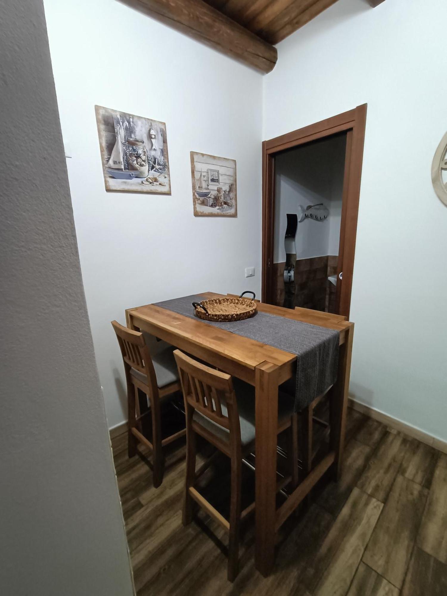 Bed And Breakfast Raggio Di Sole อีเกลเซียส ภายนอก รูปภาพ