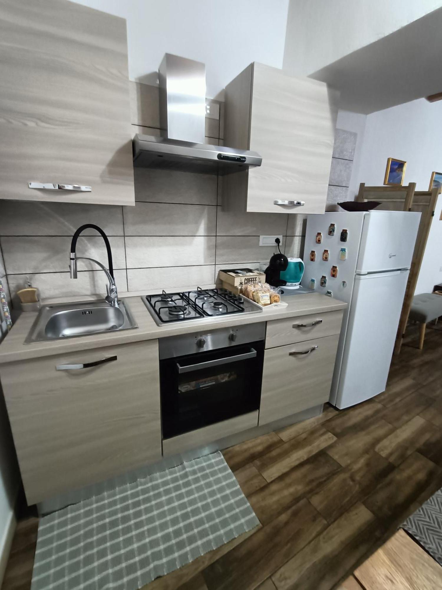 Bed And Breakfast Raggio Di Sole อีเกลเซียส ภายนอก รูปภาพ