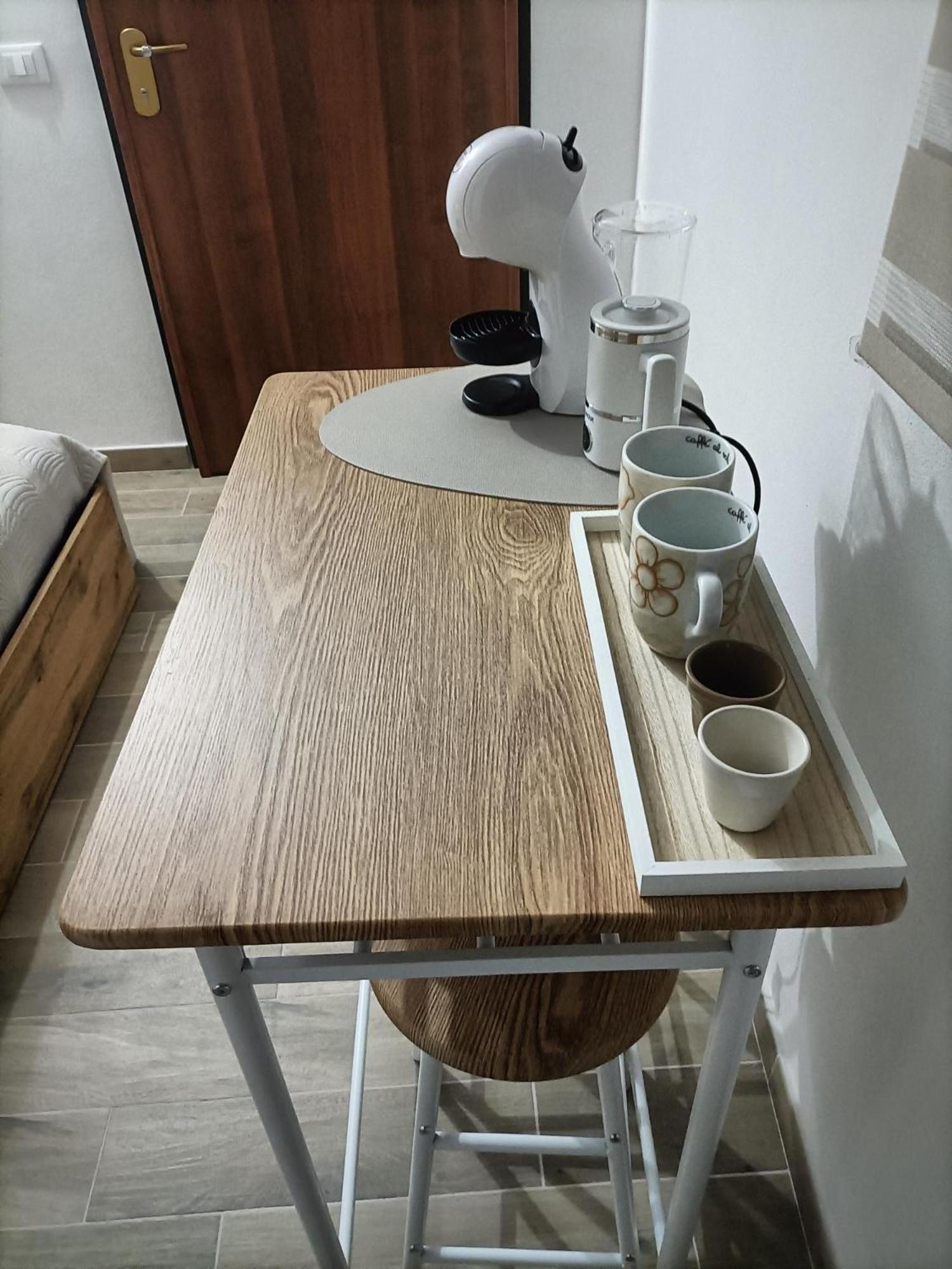 Bed And Breakfast Raggio Di Sole อีเกลเซียส ภายนอก รูปภาพ