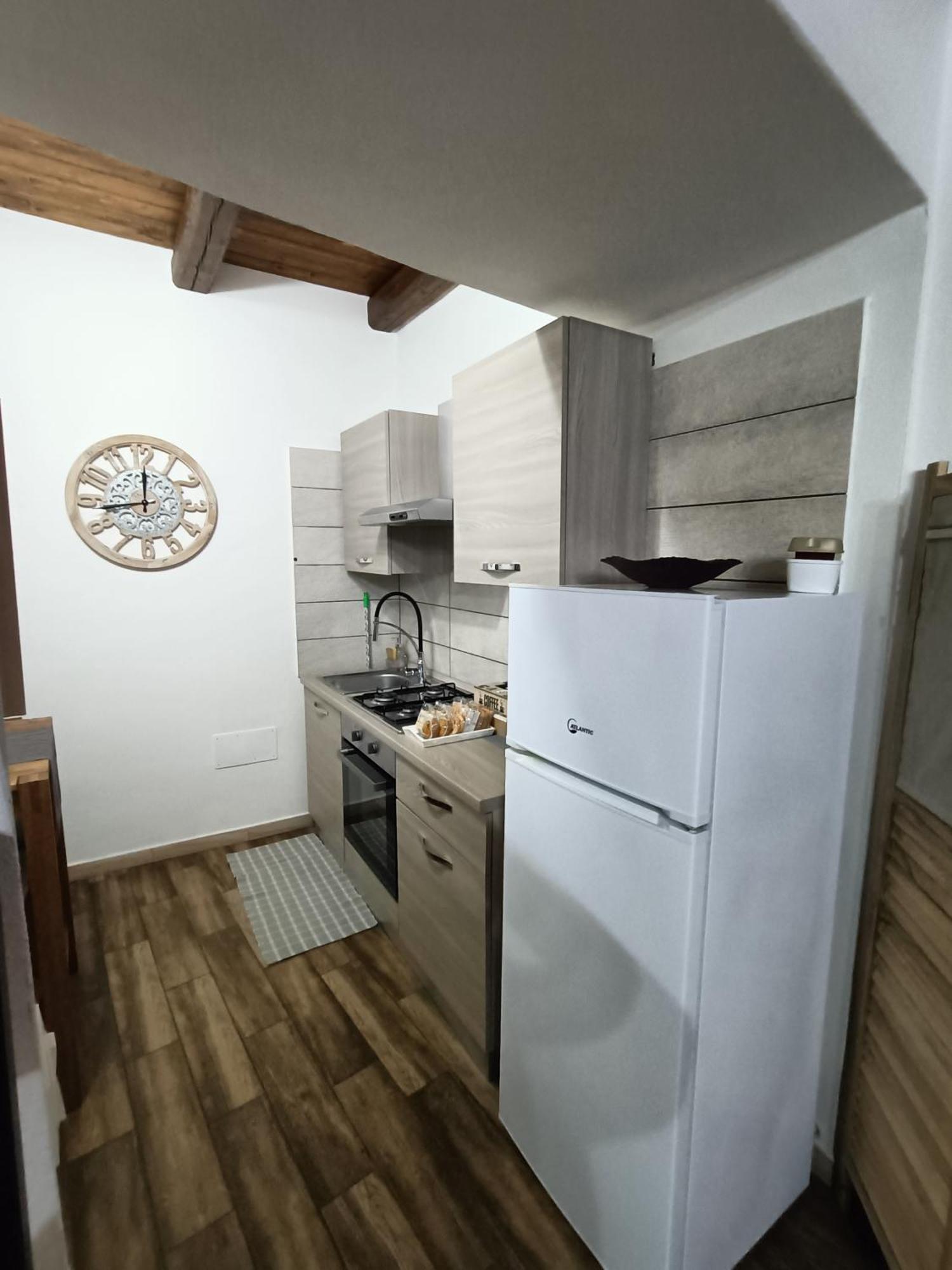 Bed And Breakfast Raggio Di Sole อีเกลเซียส ภายนอก รูปภาพ