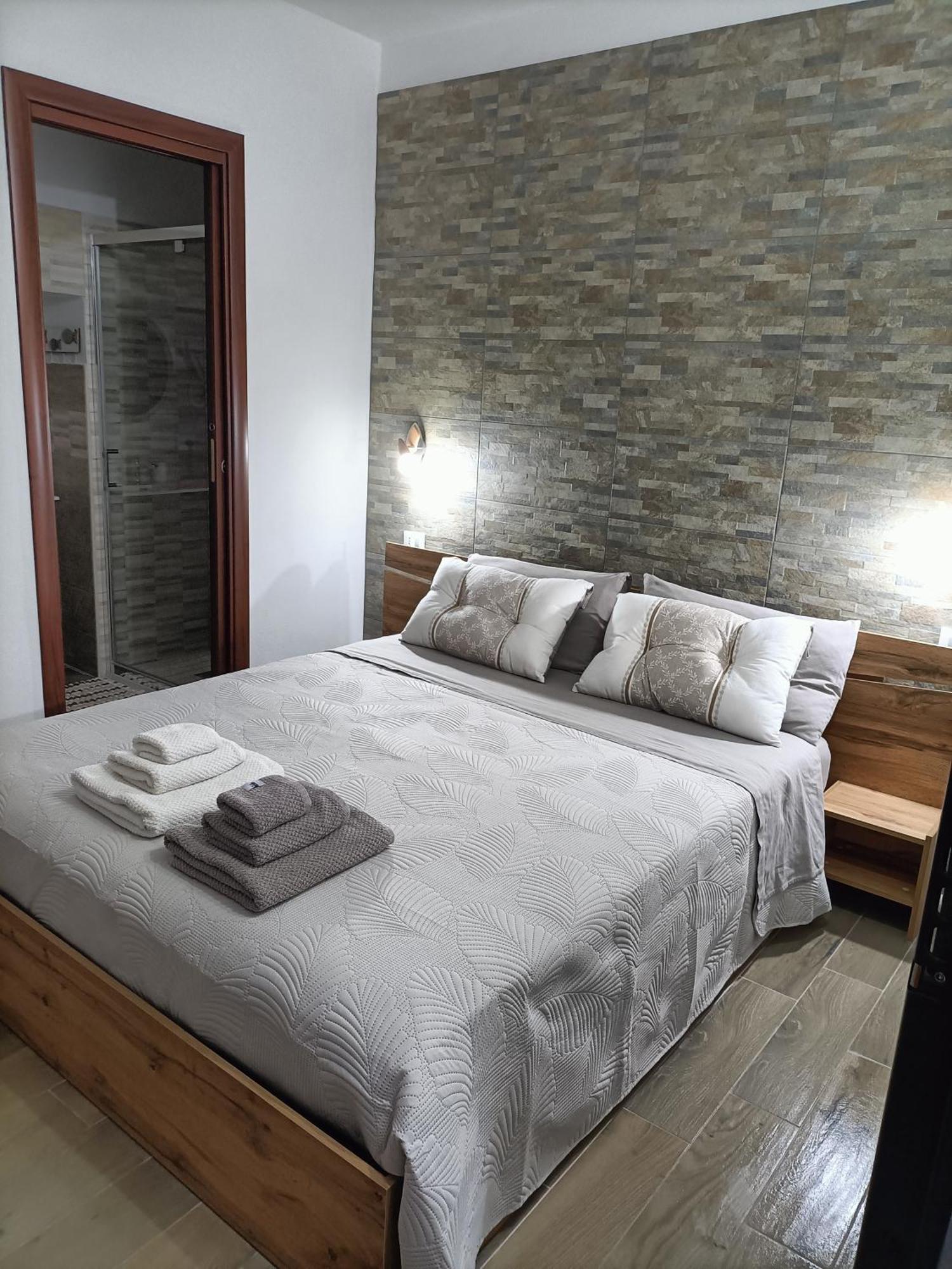 Bed And Breakfast Raggio Di Sole อีเกลเซียส ภายนอก รูปภาพ