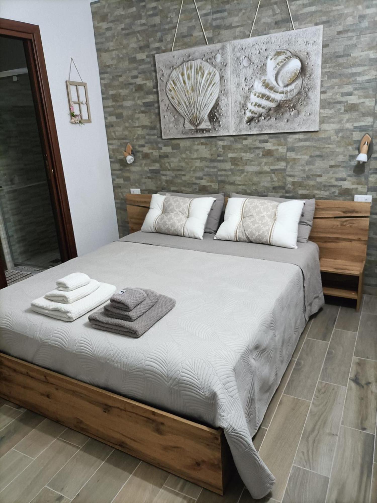 Bed And Breakfast Raggio Di Sole อีเกลเซียส ภายนอก รูปภาพ